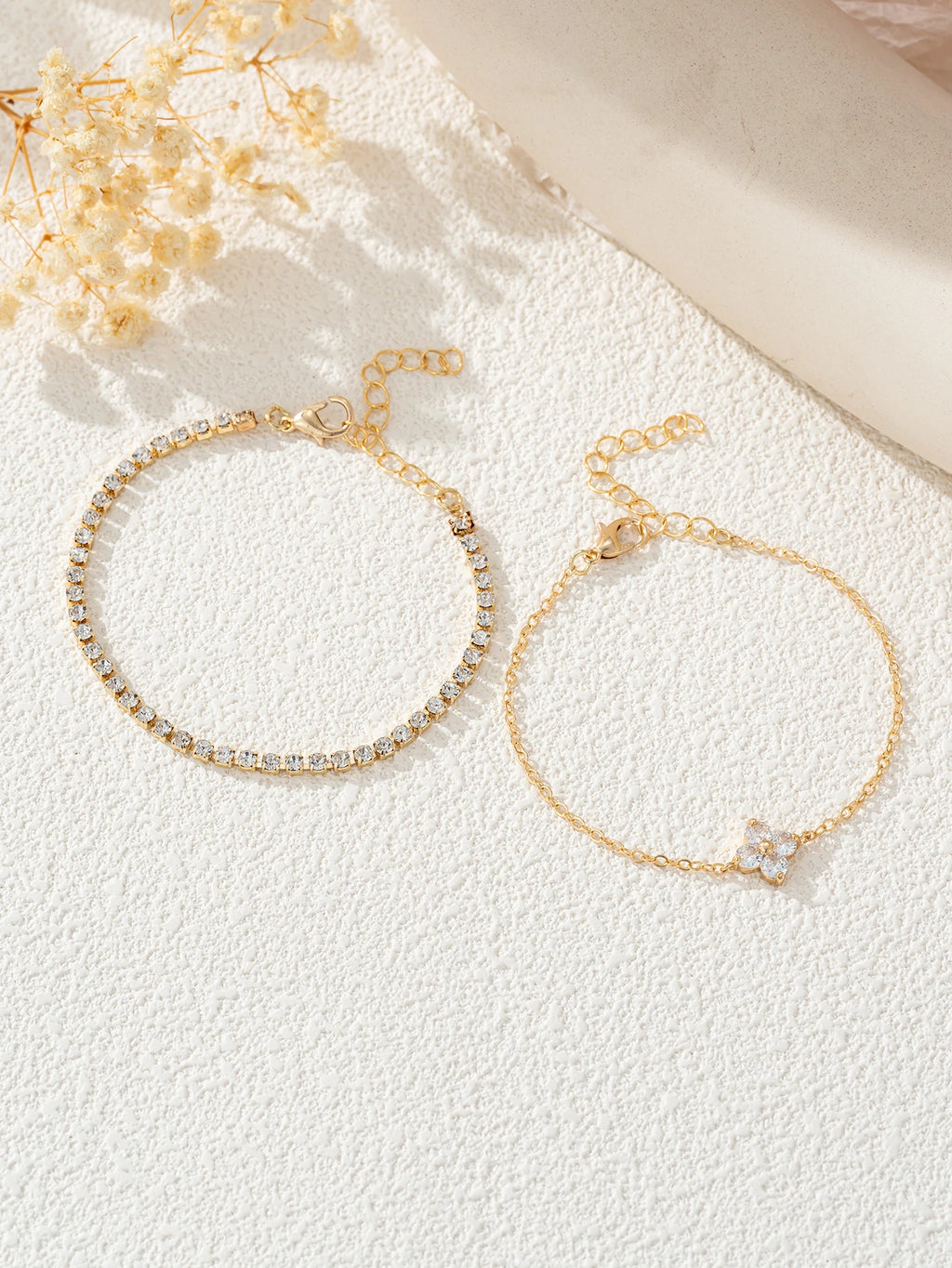 Simple Cubic Zirconia Flower Chain Women's Bracelet 2pc Set
