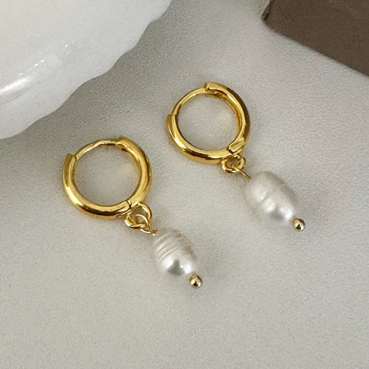 PONYKISS Women's Geometric Hoop Earrings Freshwater Pearl Pendant Gold ET6311G